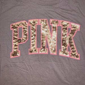 VS pink t shirt